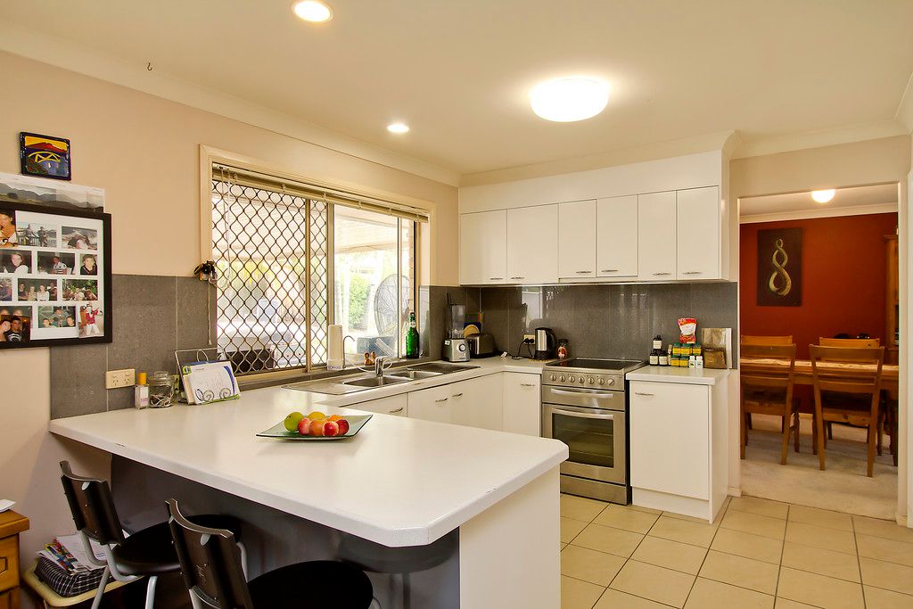 179 Mildura Drive, HELENSVALE, QLD 4212