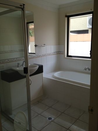15 Champagne Boulevard, HELENSVALE, QLD 4212