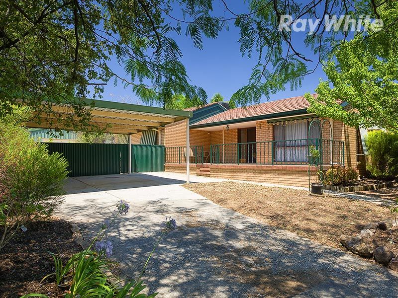 9 Blackbutt Court, THURGOONA NSW 2640