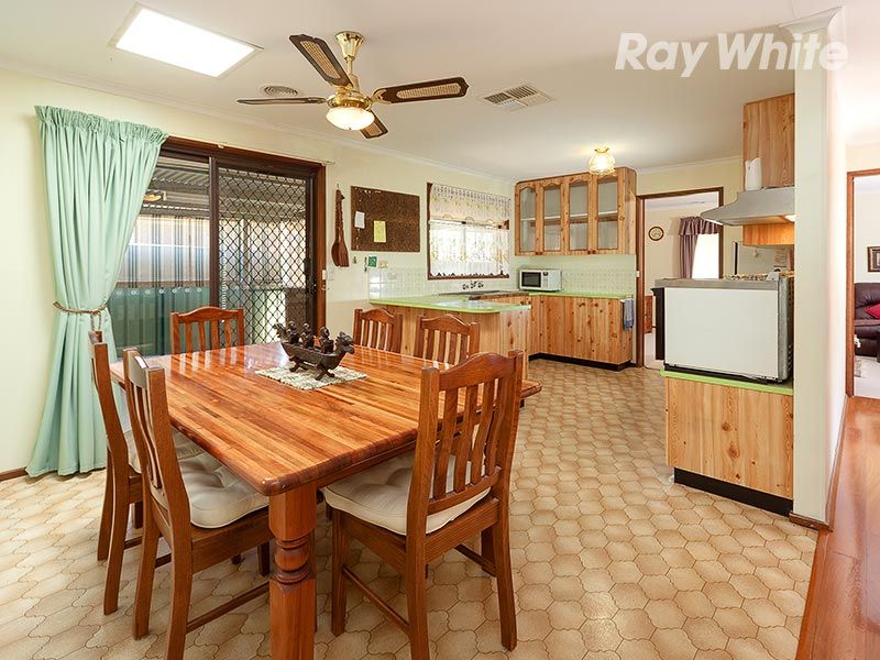 9 Blackbutt Court, THURGOONA, NSW 2640