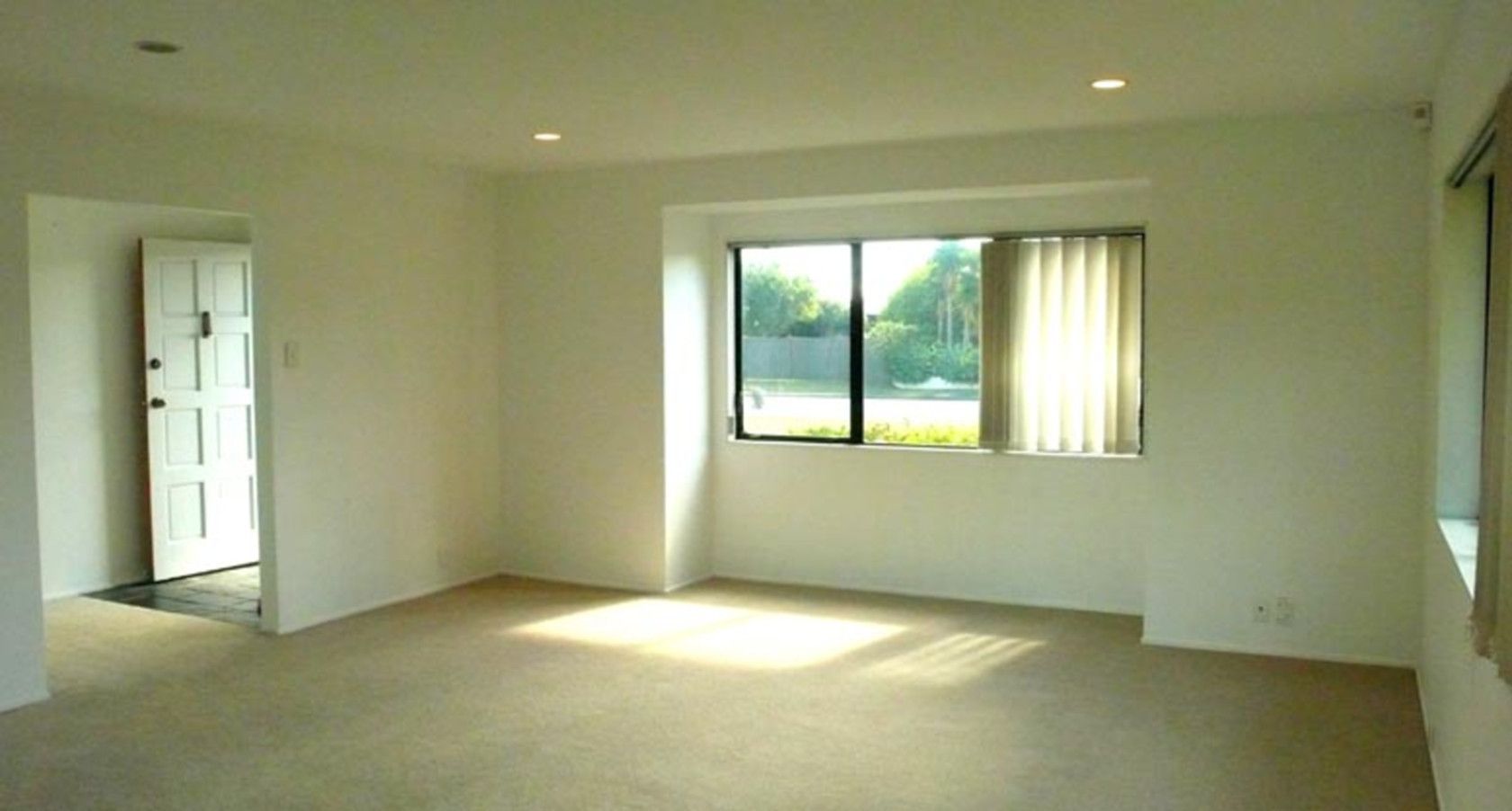 56 Pigeon Mountain Road, HALF MOON BAY, Manukau City