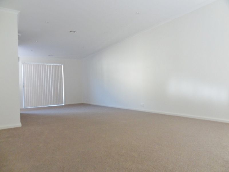 2/53 Erin Street, QUEANBEYAN, NSW 2620