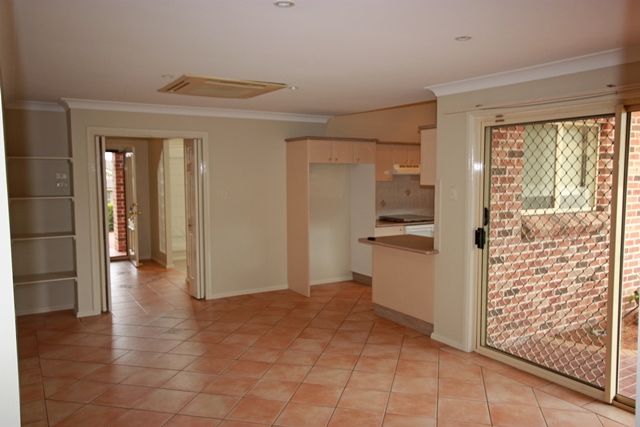 8 Blueberry Court, NARELLAN VALE, NSW 2567