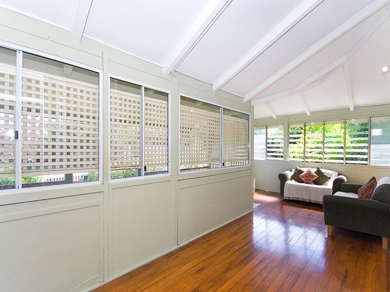 22 Jubilee Terrace, ASHGROVE, QLD 4060