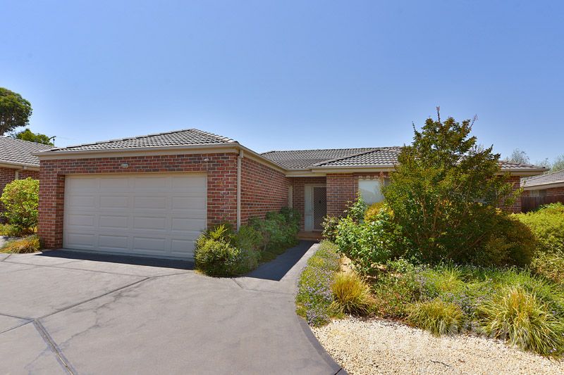 111 Blackwood Park Road, FERNTREE GULLY VIC 3156