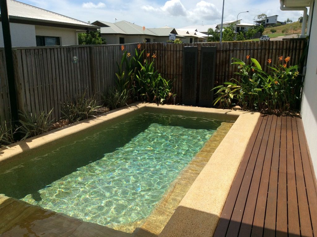 8 Hempel Street, BUSHLAND BEACH QLD 4818