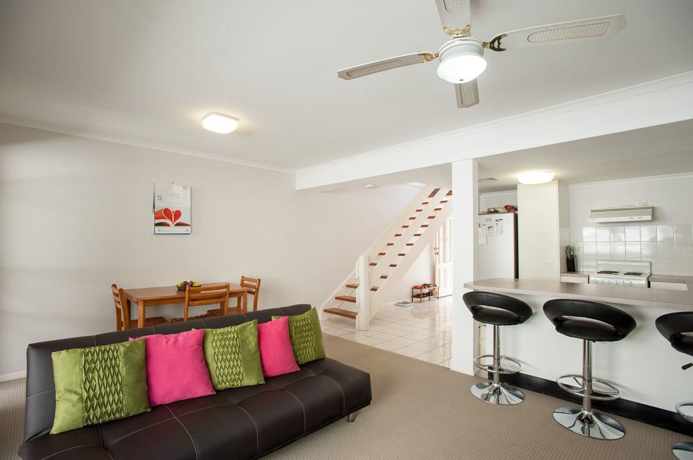 2/12 Arwen Street, MAROOCHYDORE, QLD 4558