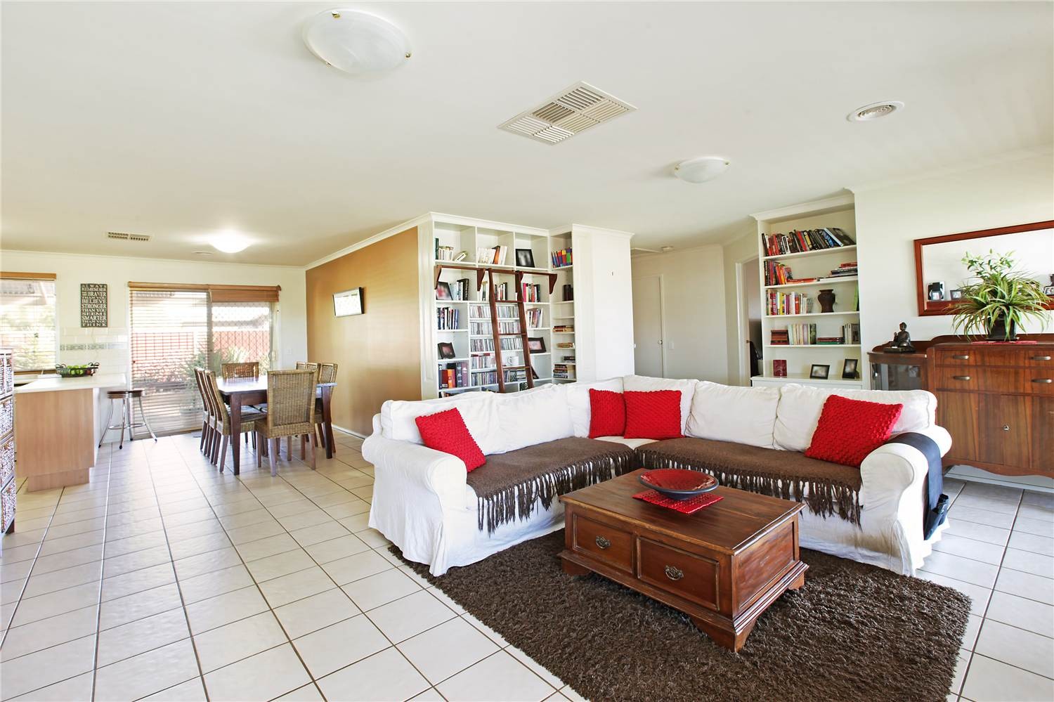 60 Gebbies Road, LARA, VIC 3212