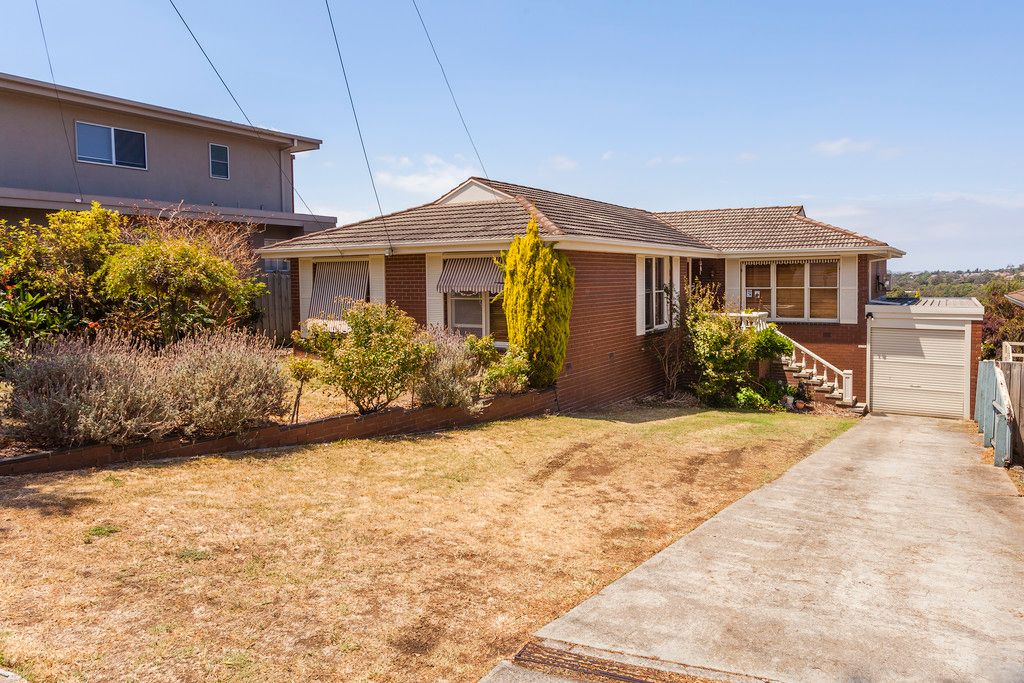 98 North Valley Road, HIGHTON VIC 3216