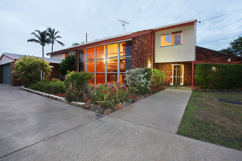 15-17 Paraka Court, MOUNTAIN CREEK, QLD 4557