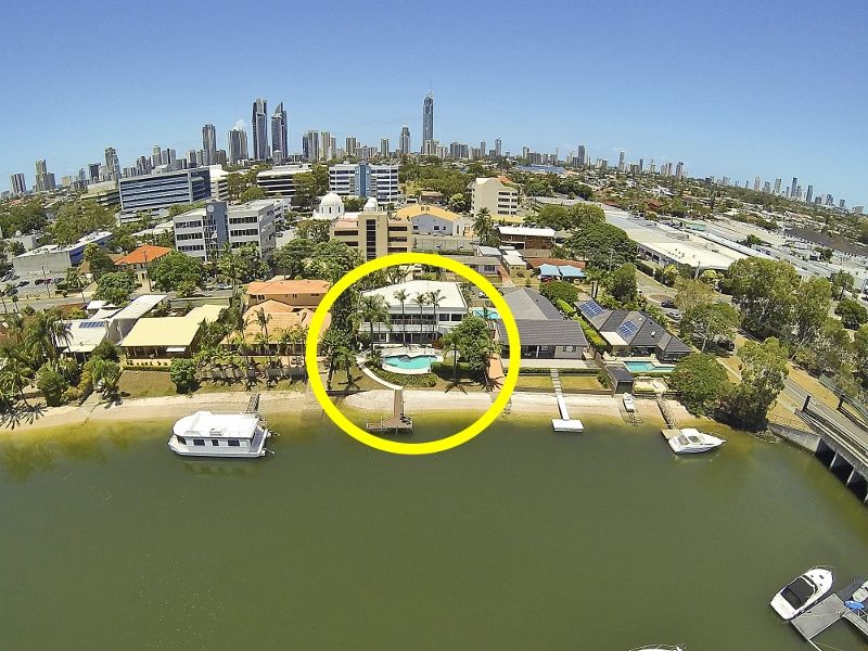 104 Upton Street, BUNDALL QLD 4217