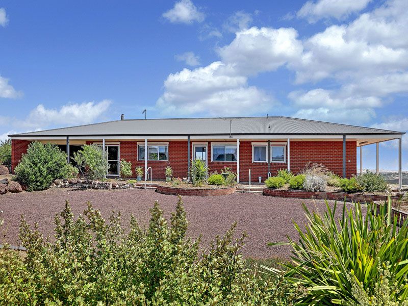 325 North Mountain Road, HEATHCOTE JUNCTION, VIC 3758