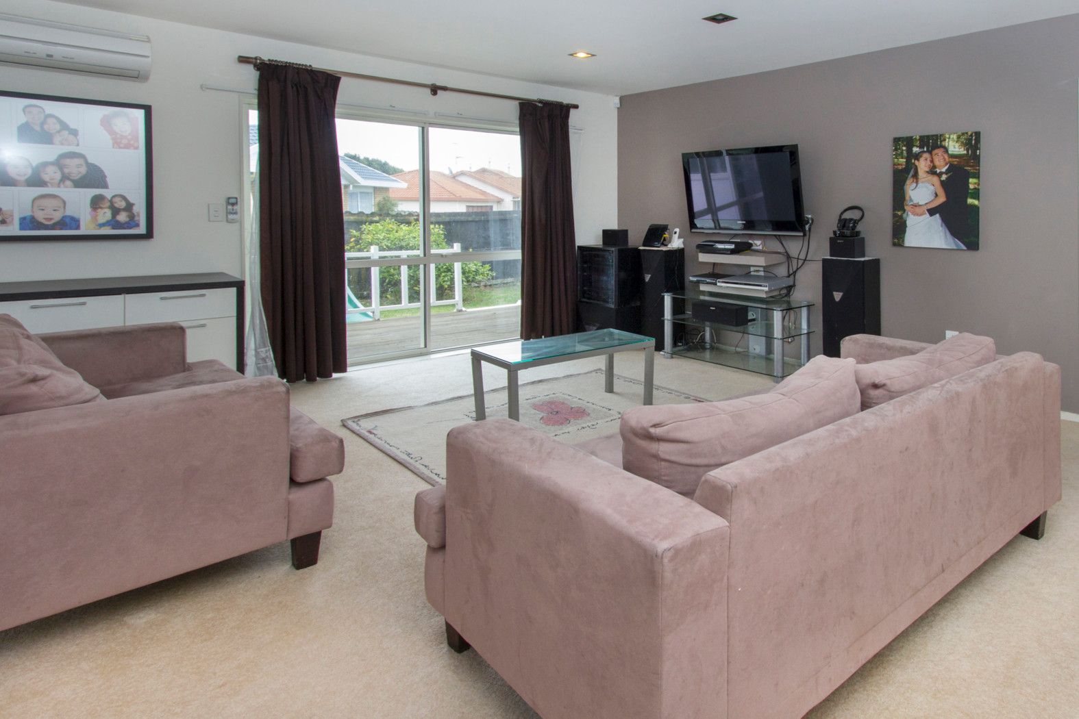 27 Dulwich Place, BURSWOOD, Manukau City