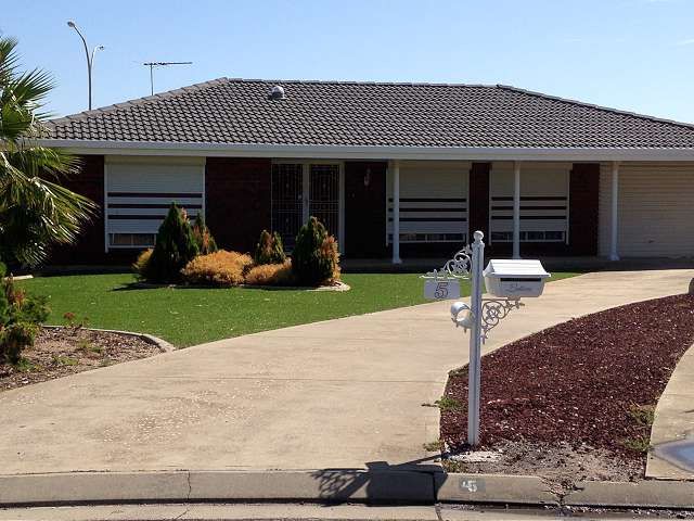 5 Carlson Court, NORTH HAVEN, SA 5018