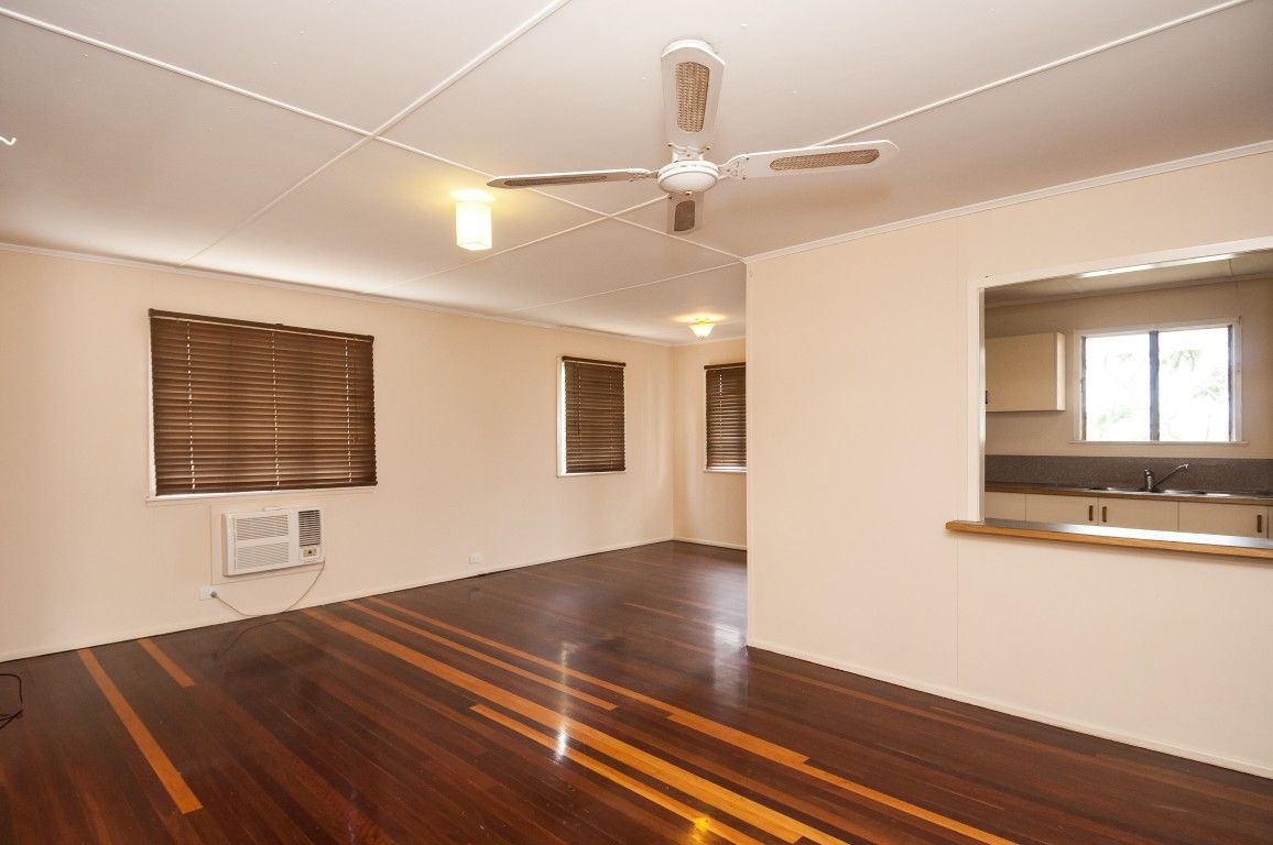 19 Williamson Street, WEST GLADSTONE, QLD 4680
