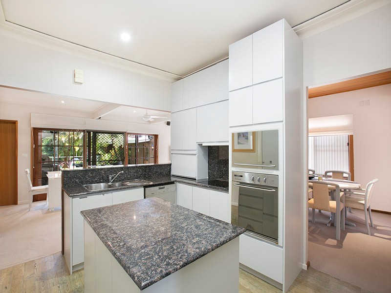 21 Endeavour Street, SYLVANIA, NSW 2224