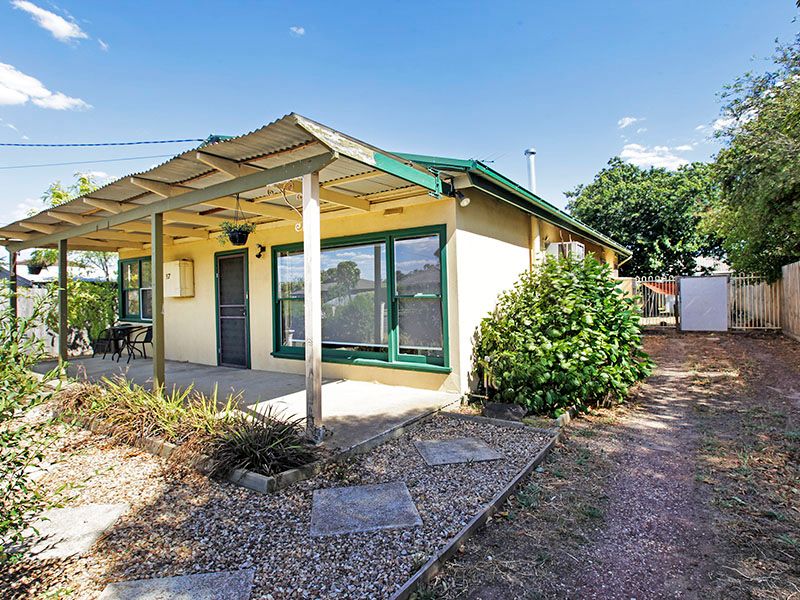 37 Pioneer Road, GROVEDALE, VIC 3216