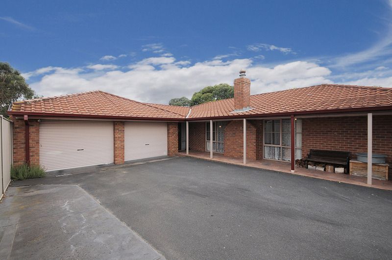 26 Ellwood Drive, PEARCEDALE, VIC 3912