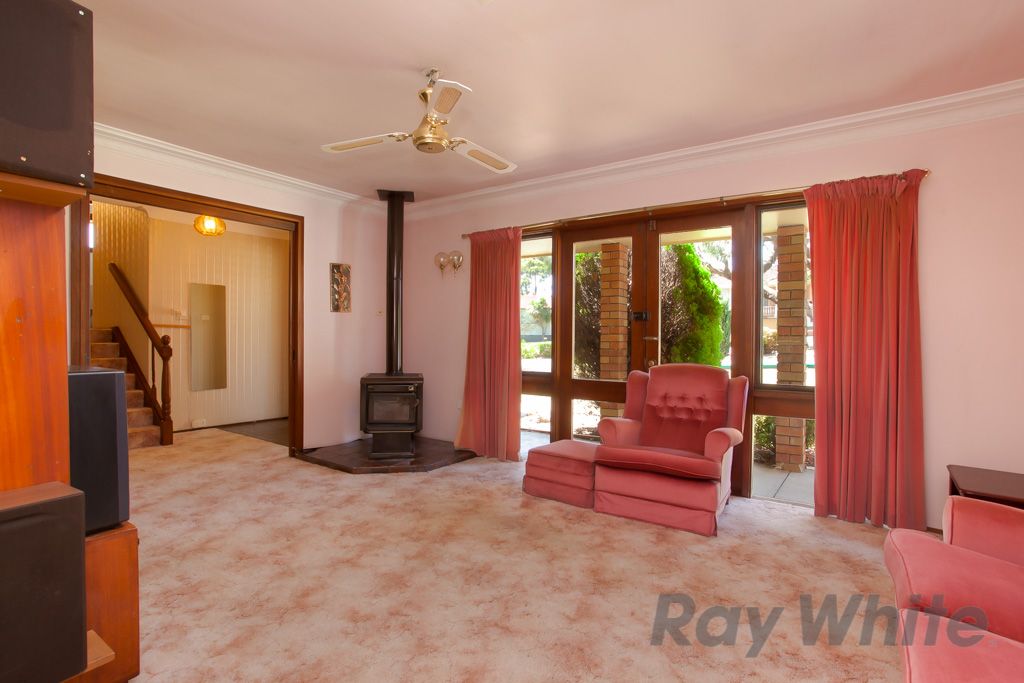 9 Dunlop Close, RANKIN PARK, NSW 2287