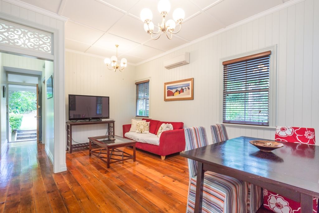 26 Soudan Street, BARDON, QLD 4065