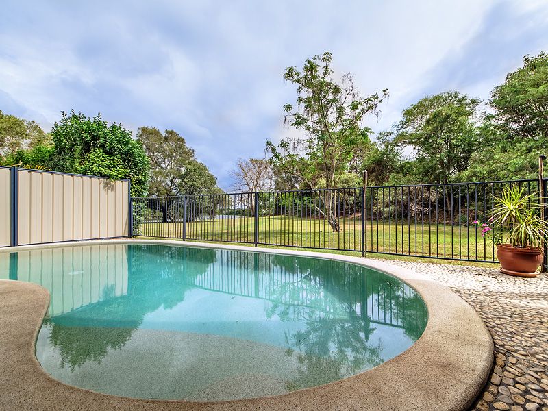 2/5 Warriewood Place, ROBINA, QLD 4226