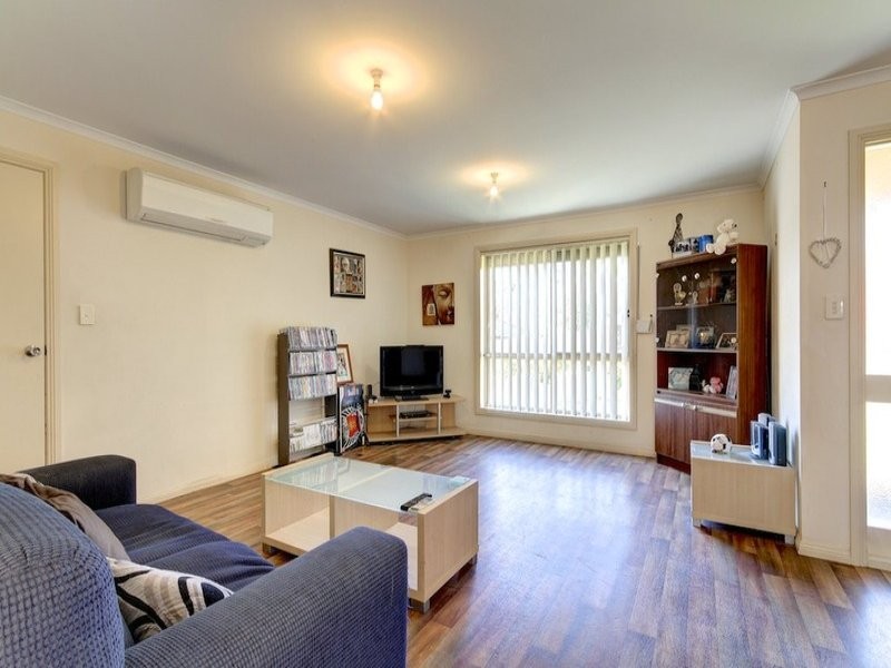 24 Moulds Crescent, SMITHFIELD, SA 5114