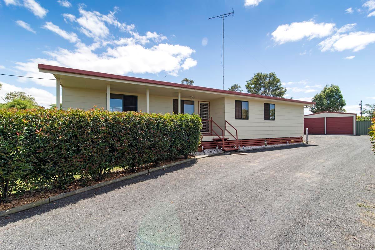 13 Balfour Street, WYREEMA QLD 4352