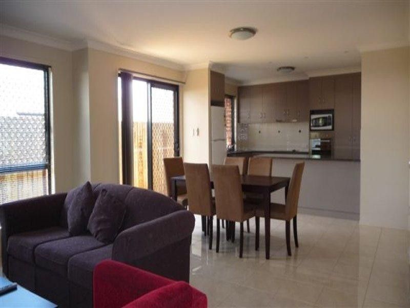 1/16 Sambar Court, KEARNEYS SPRING, QLD 4350