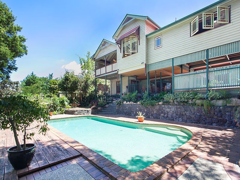 54 Arthur Terrace, RED HILL, QLD 4059