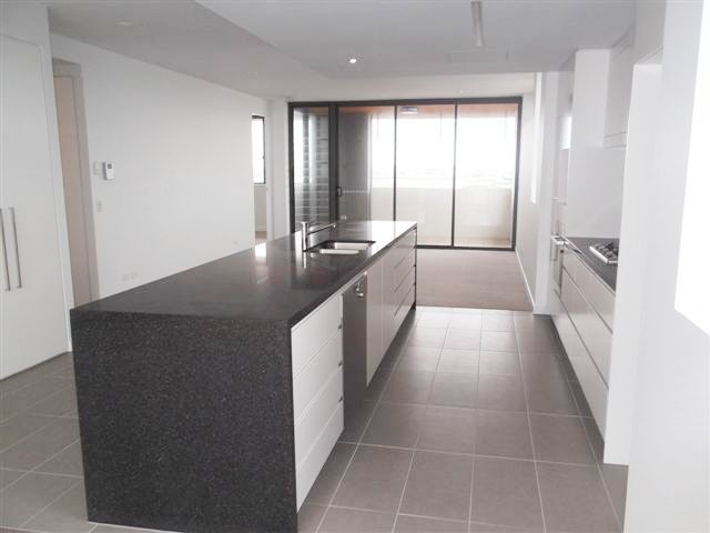4405/2 Sunset Avenue, PARADISE POINT, QLD 4216