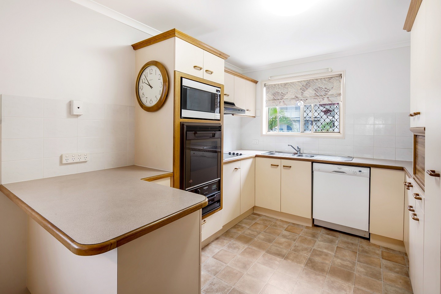11/71 Memorial Avenue, COTTON TREE, QLD 4558