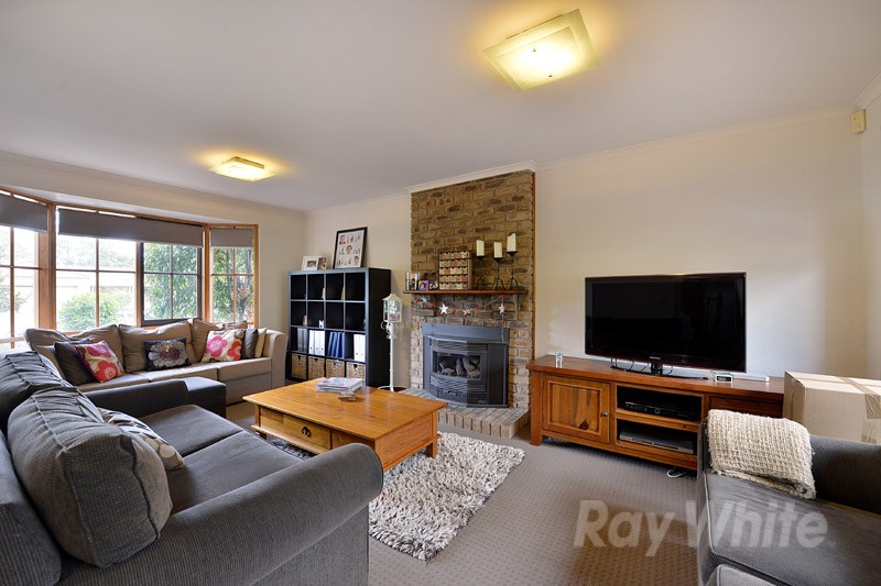 1 Reeve Place, ROWVILLE, VIC 3178