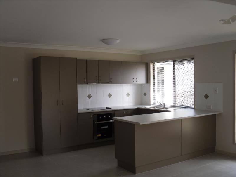 16 Wolski Way, REDBANK PLAINS, QLD 4301