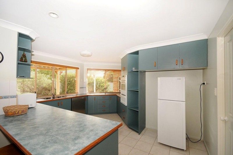 16 Janine Court, KEARNEYS SPRING, QLD 4350