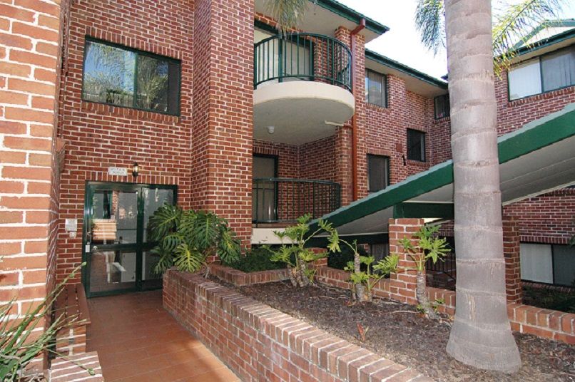 15/28-32 Bridge Road, HORNSBY, NSW 2077