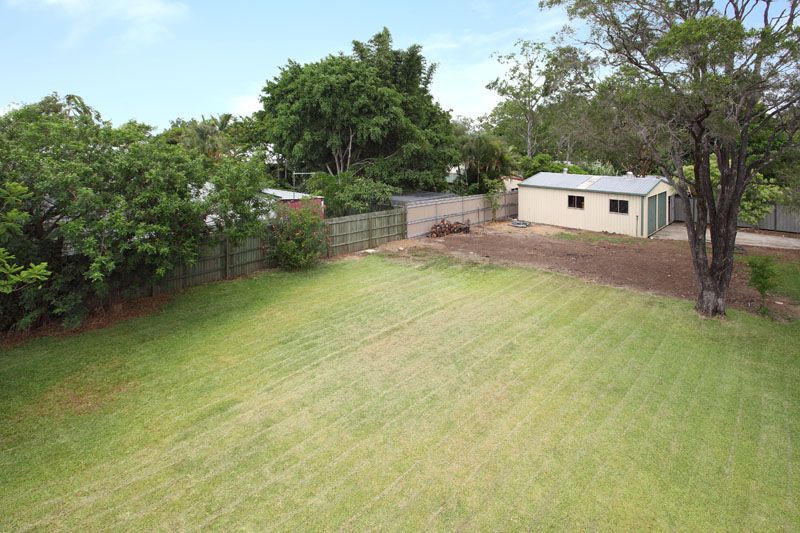 37 Cambridge Street, ROCKLEA, QLD 4106