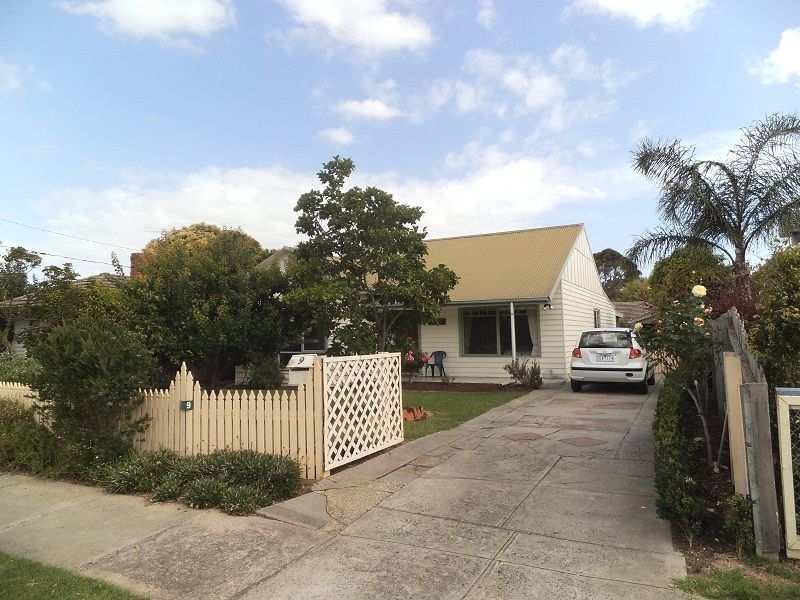 9 Doris Street, GREENSBOROUGH, VIC 3088
