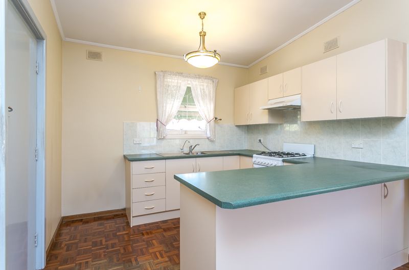 37 Dudley Crescent, MANSFIELD PARK, SA 5012
