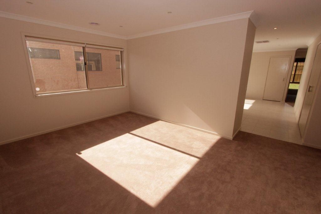 50 Diaz Drive, GROVEDALE, VIC 3216