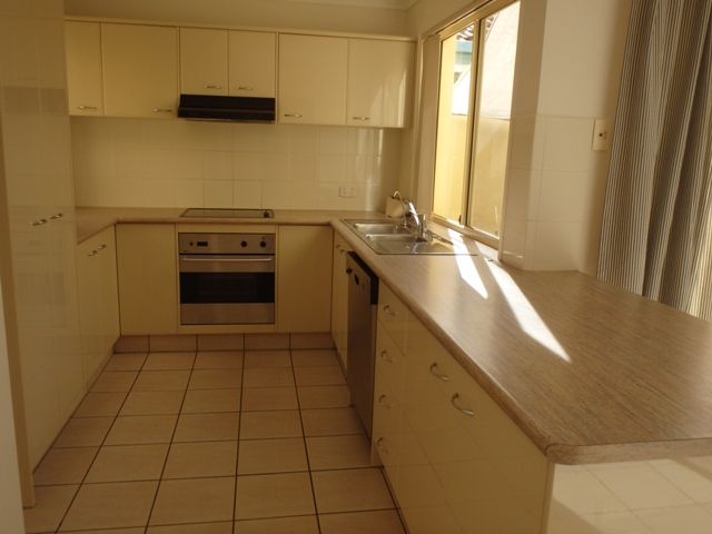 1 Oaklyn Place, Merrimac, QLD 4226