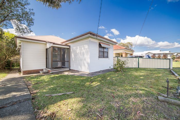 61 Douglas Street, WALLSEND, NSW 2287