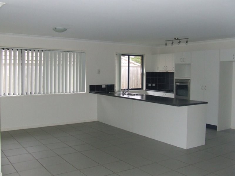 23 Greenview Avenue, BEERWAH, QLD 4519