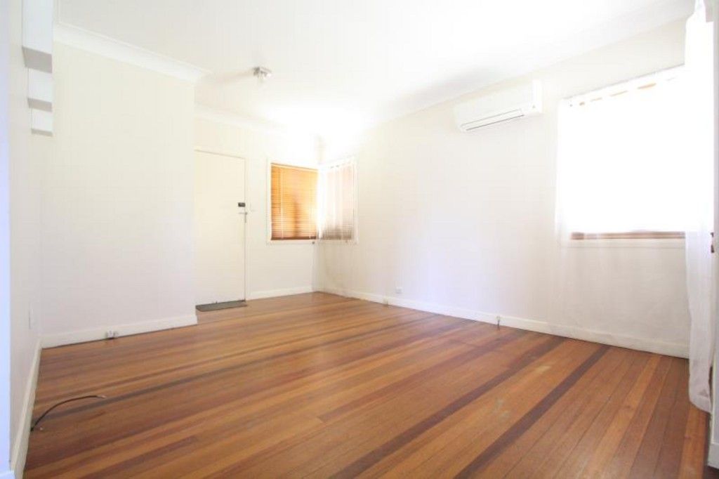 46 Galsworthy Street, HOLLAND PARK WEST, QLD 4121