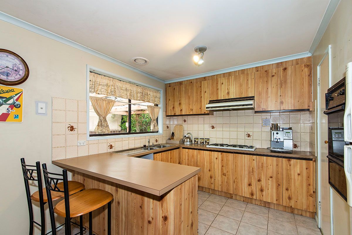 12 Magenta Court, MILL PARK, VIC 3082