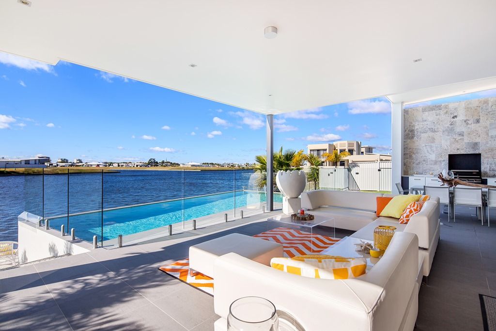 12 North Point Crescent, PELICAN WATERS, QLD 4551