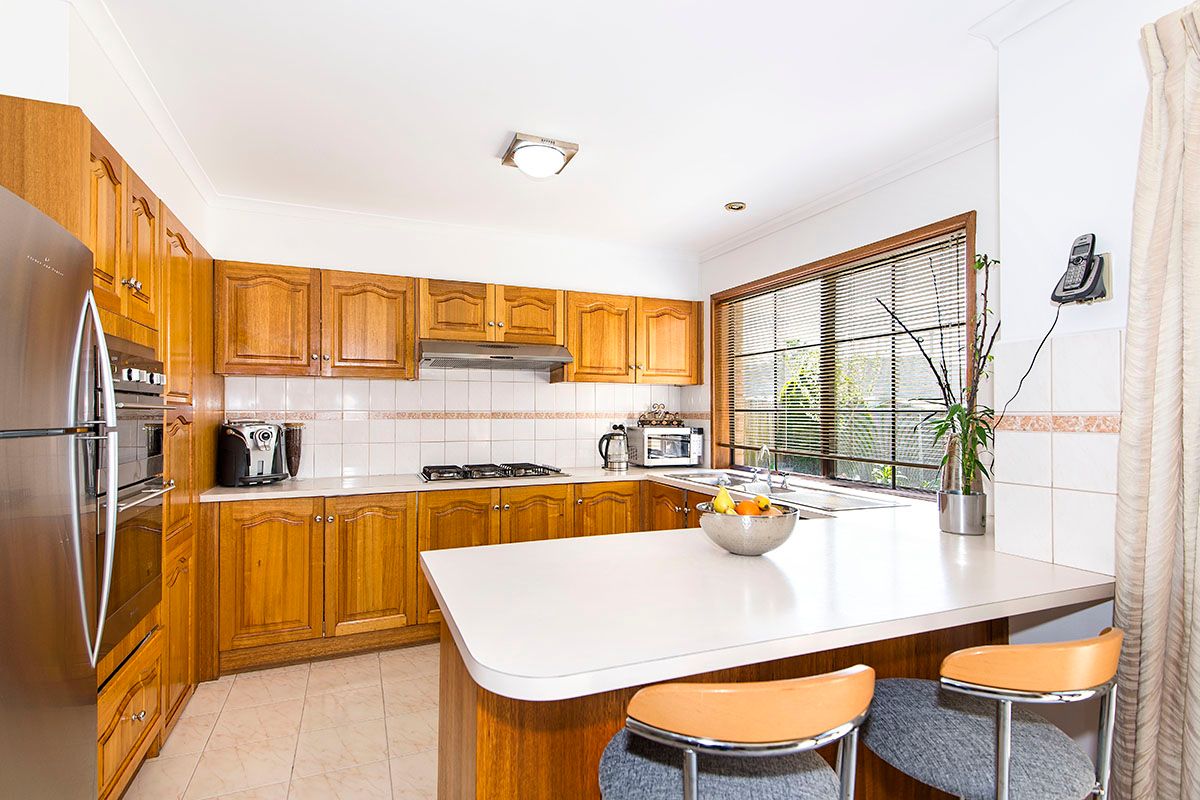 7 Denham Place, MILL PARK, VIC 3082