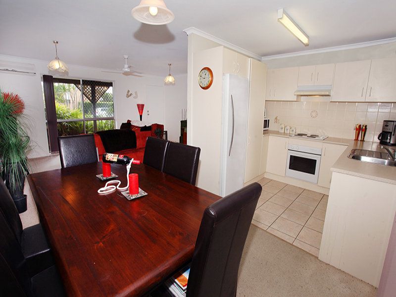 24 Summer Drive, MAROOCHYDORE, QLD 4558