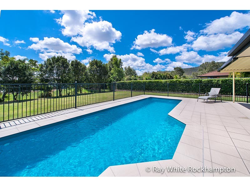 13 Cypress Avenue, NORMAN GARDENS, QLD 4701