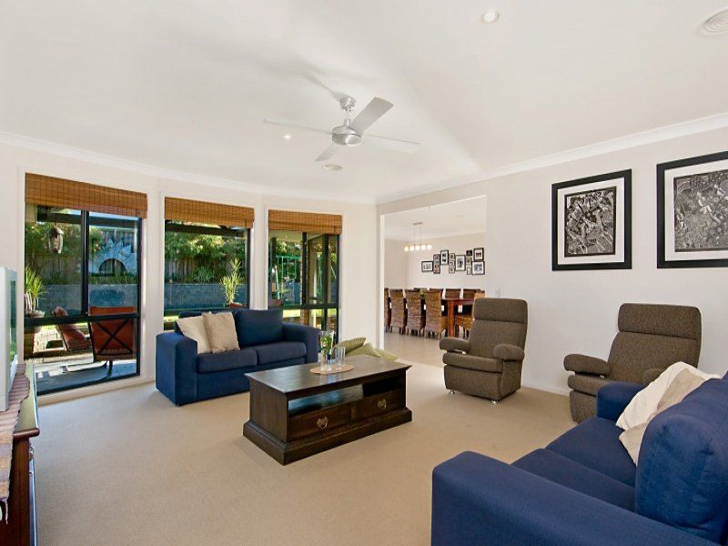 14 Vintage Drive, GILLIESTON HEIGHTS, NSW 2321