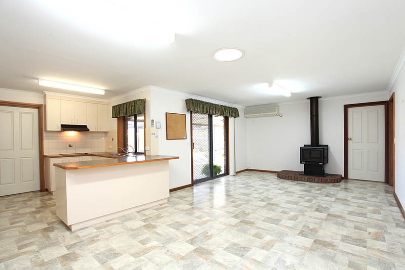 24 Henry Street, CLARE, SA 5453